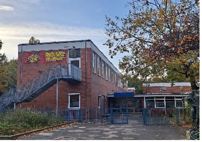Eingang Rosa Parks Grundschule